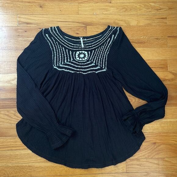 Free People Black Embroidered Long Sleeve Top Size XS - Picture 1 of 5